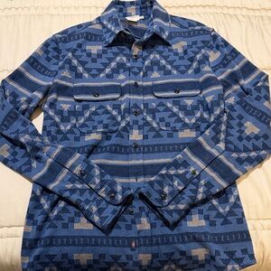 Faherty Geometric Blue and Tan Button Down legend shirt.